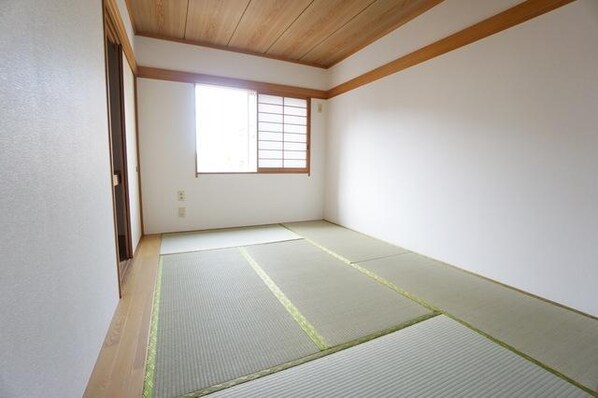 グリーンパークの物件内観写真